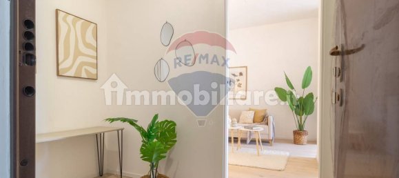 2 bedrooms Apartment in Bollate, Italy No. 319923 2