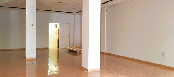 145m² Commercial property in Marbella, Spain No. 133385 8