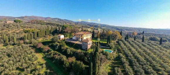 6 bedrooms Villa in Vinci, Italy No. 60019 2