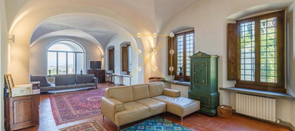 6 bedrooms Villa in Vinci, Italy No. 60019 18