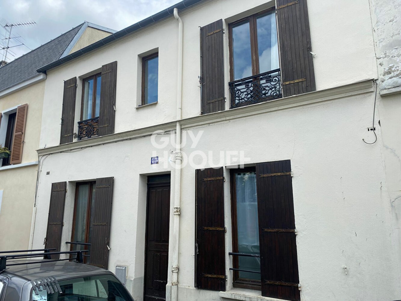 Edificio de 4 dormitorios en Seine-Saint-Denis, France No. 169565