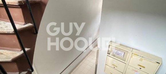 Edificio de 4 dormitorios en Seine-Saint-Denis, France No. 169565 5