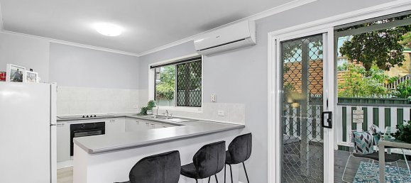 3 bedrooms House in Macleay Island, Australia No. 842 4