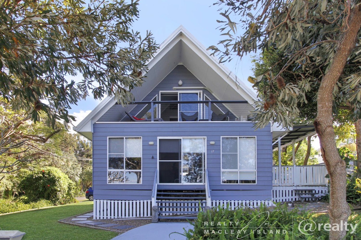 3 bedrooms House in Macleay Island, Australia No. 842