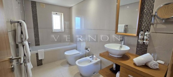 Adosado de 2 dormitorios en Lagoa, Portugal No. 91532 39