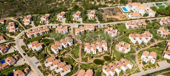 Adosado de 2 dormitorios en Lagoa, Portugal No. 91532 17