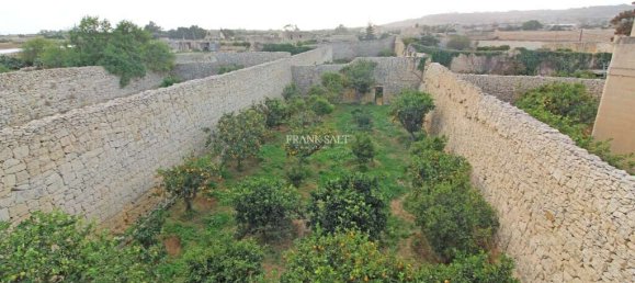 Granja de 2 dormitorios en Siggiewi, Malta No. 11049 7