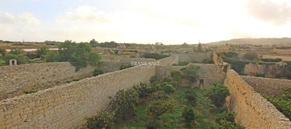 Granja de 2 dormitorios en Siggiewi, Malta No. 11049 8