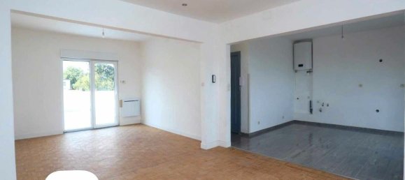 Земельный участок с 3 спальнями в Брюэ-сюр-л’Эско, Франция № 50143 2