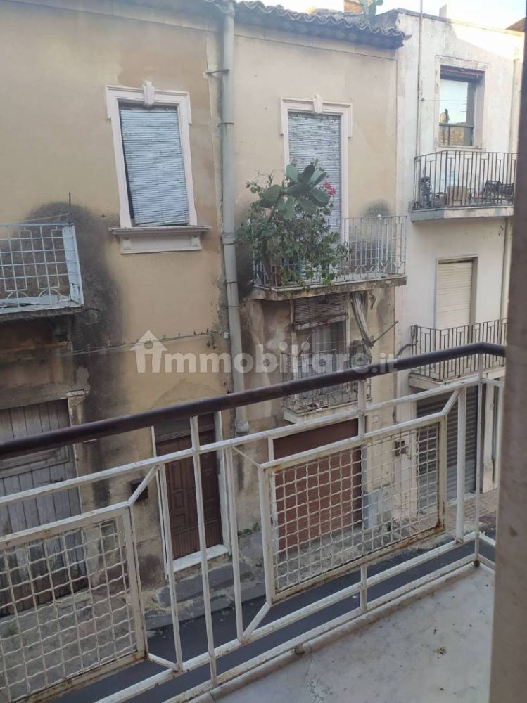 1 bedroom Apartment in Palagonia, Italy No. 255549