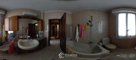 6-Zimmer Haus in Modena, Italy, Nr. 14910 40
