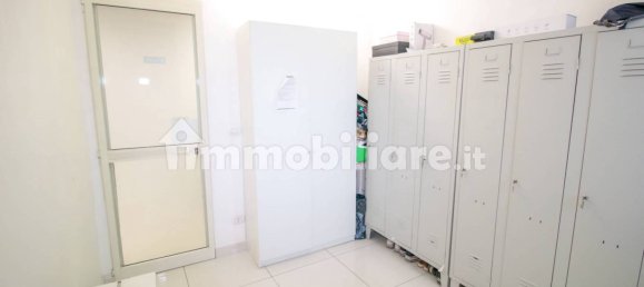 4 rooms Commercial property in Turin, Italy No. 81443 16