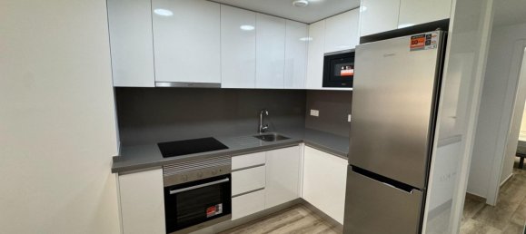 1 bedroom Apartment in Alicante, Spain No. 284107 3