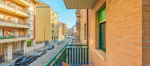 2 Schlafzimmer Wohnung in Turin, Italy, Nr. 299403 30