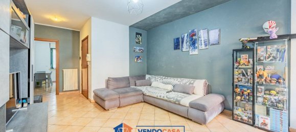 2 Schlafzimmer Wohnung in Turin, Italy, Nr. 299403 9
