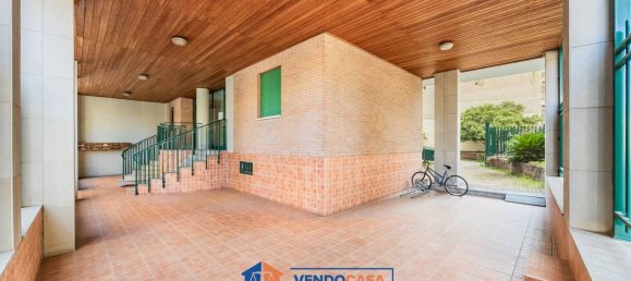 2 Schlafzimmer Wohnung in Turin, Italy, Nr. 299403 7