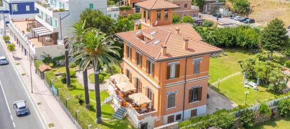 Gebäude in Santa Marinella, Italy 536m², Nr. 285645 30