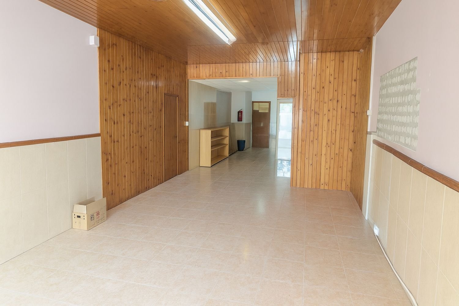 Imóvel comercial em Barcelona, Spain 261 m² N.º 217165