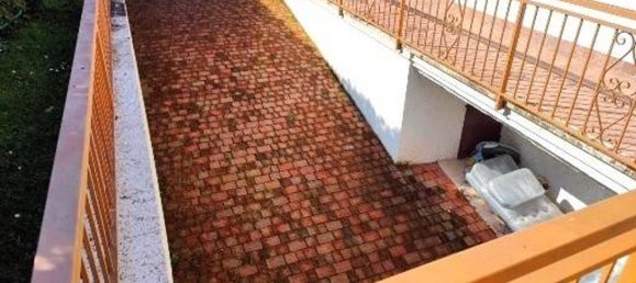 Villa de 3 dormitorios en Peschiera del Garda, Italy No. 283763 31