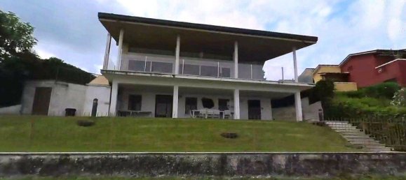 Villa de 3 dormitorios en Peschiera del Garda, Italy No. 283763 20