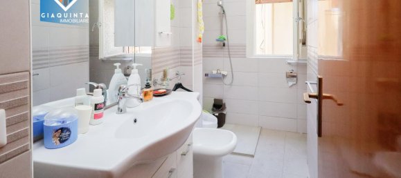 4 rooms House in Palagonia, Italy No. 238967 17