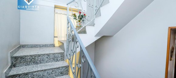 4 rooms House in Palagonia, Italy No. 238967 9