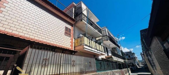 2 bedrooms Apartment in Torre del Greco, Italy No. 273445 5