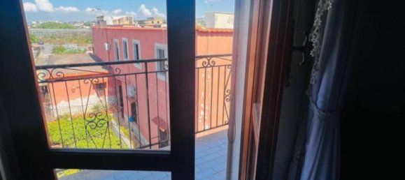 2 bedrooms Apartment in Torre del Greco, Italy No. 273445 11