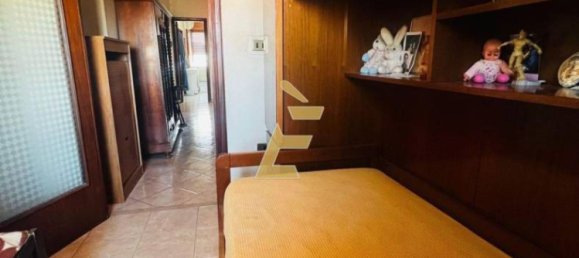 2 bedrooms Apartment in Torre del Greco, Italy No. 273445 12