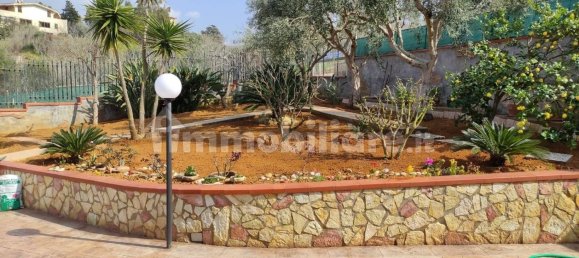 Villa de 4 dormitorios en Balestrate, Italy No. 251115 9