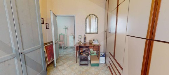 6 rooms Apartment in Pomigliano d'Arco, Italy No. 93604 15