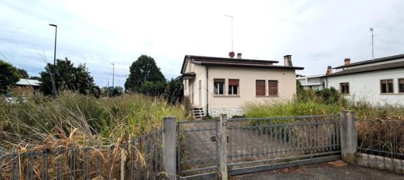 4 rooms Villa in Treviso, Italy No. 274145 4