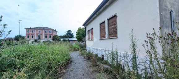 4 rooms Villa in Treviso, Italy No. 274145 20