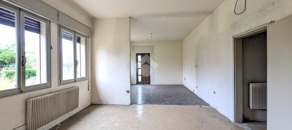 4 rooms Villa in Treviso, Italy No. 274145 16