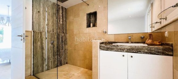 6 bedrooms Villa in Marbella, Spain No. 82209 22