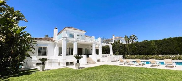 6 bedrooms Villa in Marbella, Spain No. 82209 39