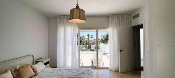 6 bedrooms Villa in Marbella, Spain No. 82209 17