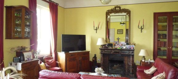 13 bedrooms Castles in Monthenault, France No. 160994 7