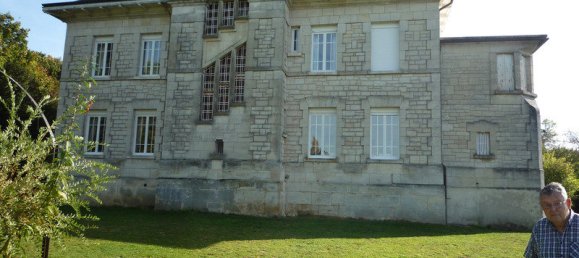 13 bedrooms Castles in Monthenault, France No. 160994 27