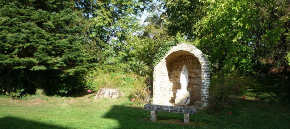 13 bedrooms Castles in Monthenault, France No. 160994 20