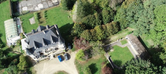 13 bedrooms Castles in Monthenault, France No. 160994 9