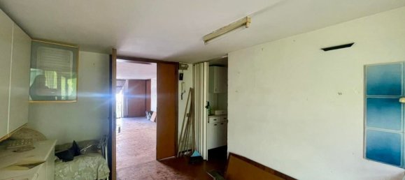 Apartamento de 6 habitaciónes en Montopoli in Val d'Arno, Italy No. 299596 5