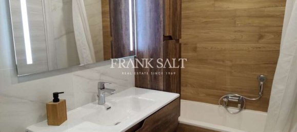 2 chambres Appartement à Luqa, Malta No. 10589 12