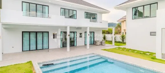 Casa de 4 dormitorios en Rawai, Thailand No. 60732 2