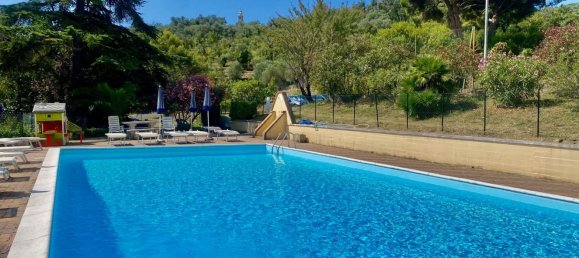 Квартира с 2 комнатами в Империя, Италия № 263308 9