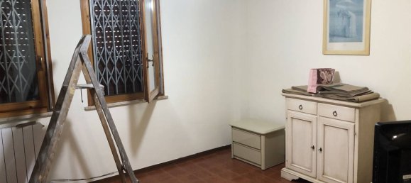 4 rooms Apartment in Pisa, Italy No. 225634 7