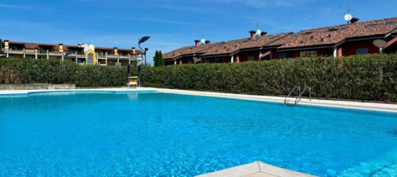 Квартира с 2 спальнями в Дезенцано дель Гарда, Италия № 331076 17