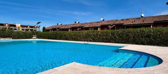 Квартира с 2 спальнями в Дезенцано дель Гарда, Италия № 331076 18