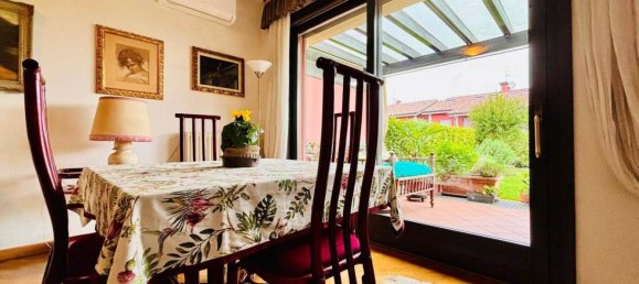 Квартира с 2 спальнями в Дезенцано дель Гарда, Италия № 331076 6