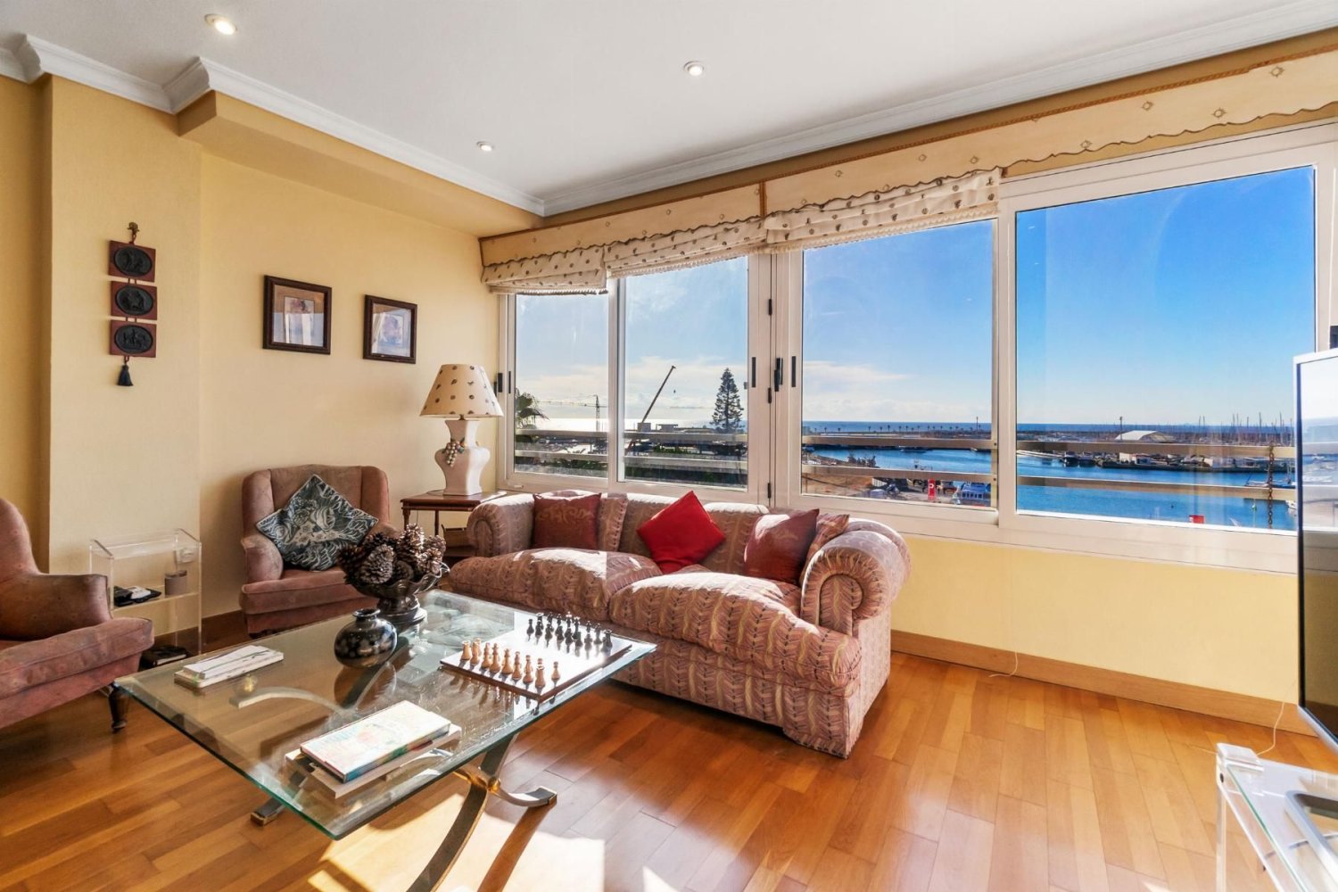  شقة في Torrevieja, إسبانيا 128متر مربع رقم 365807
